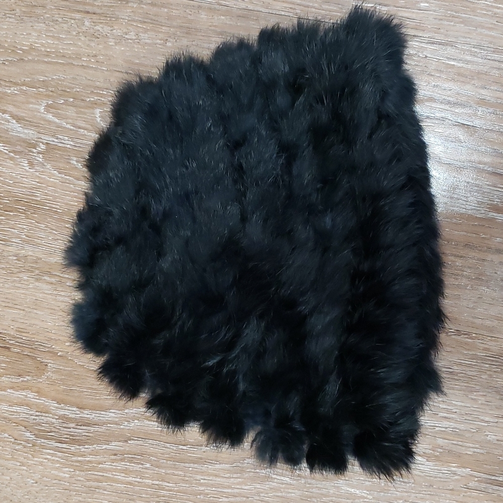 Plush Faux Fur Beanie Hat - Black